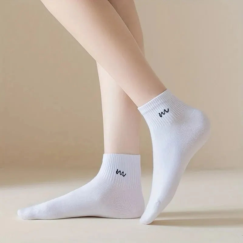 5 Pairs Letter Print Socks Comfy & Breathable Sports Short Socks Women's Stockings & Hosiery Soft & Comfy All-match Short Socks